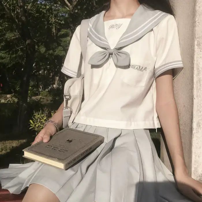 认贼作爸妈